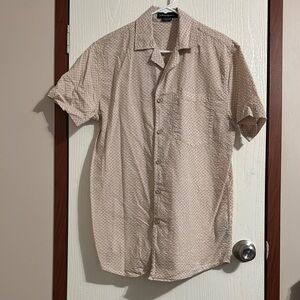 Men’s Textured Beige Button Down